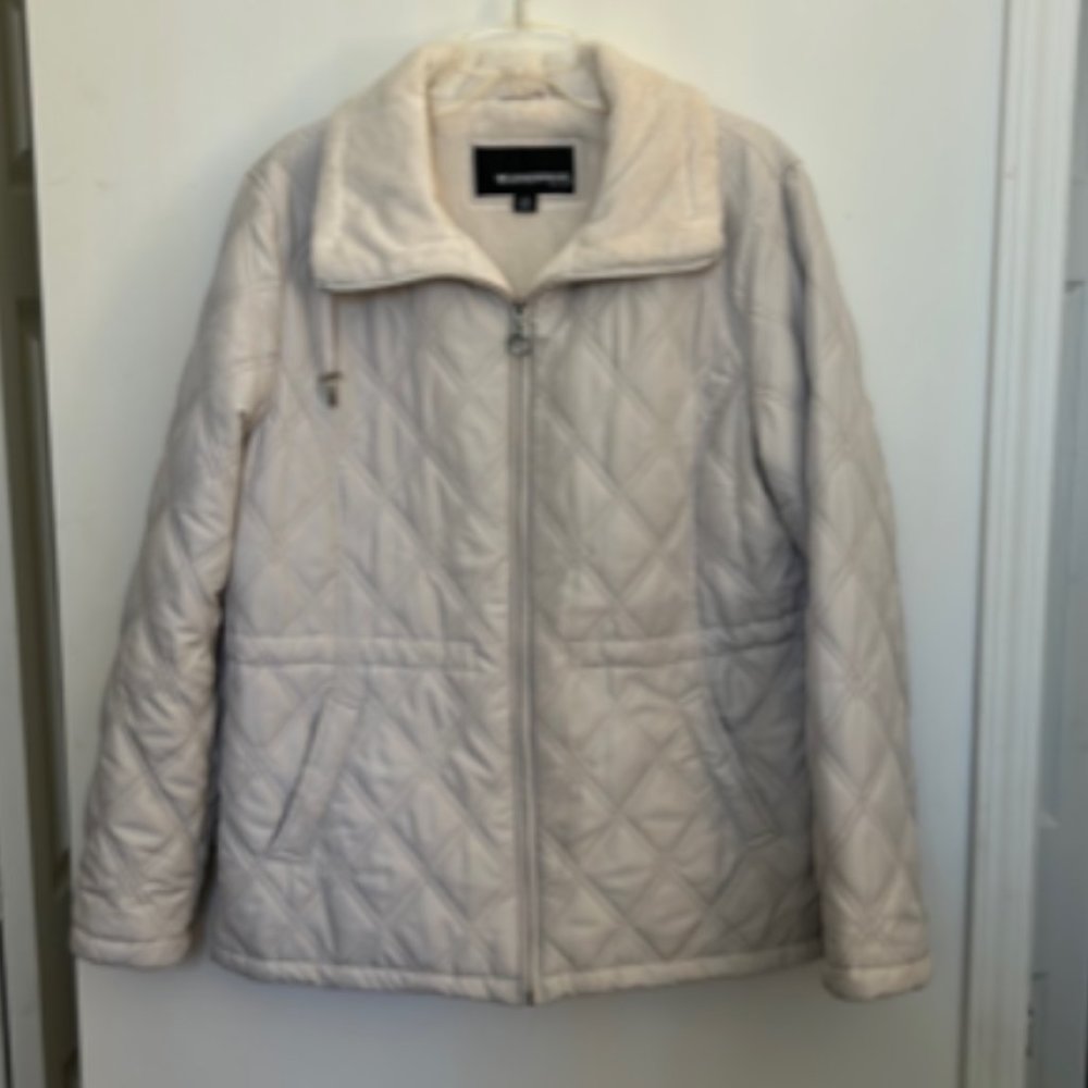 Weatherproof cream woven quilted Wheels lined fleece jacket size large